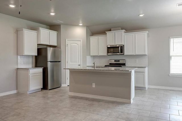 1269 Carnaby St, Corpus Christi, TX 78415