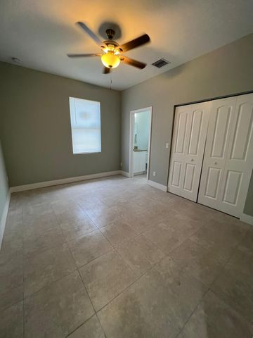 227 N E Street, Lake Worth Beach, FL 33460