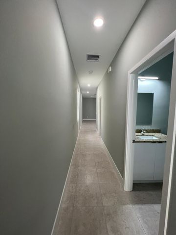 227 N E Street, Lake Worth Beach, FL 33460