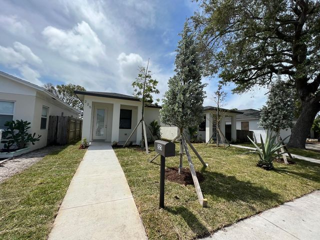 227 N E Street, Lake Worth Beach, FL 33460