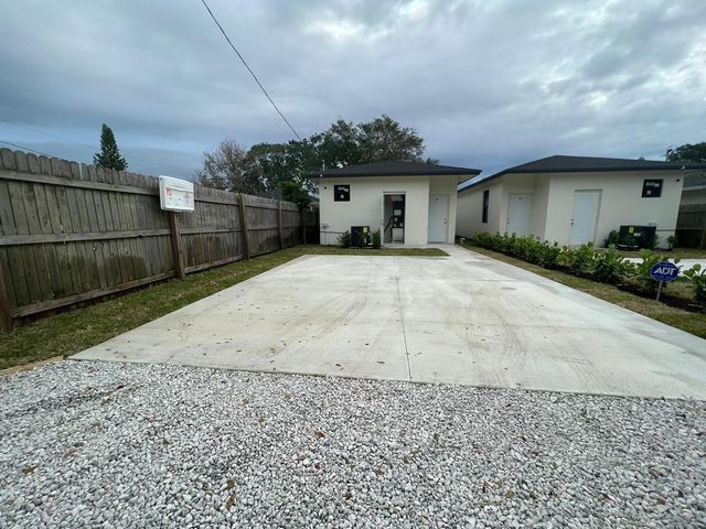 227 N E Street, Lake Worth Beach, FL 33460