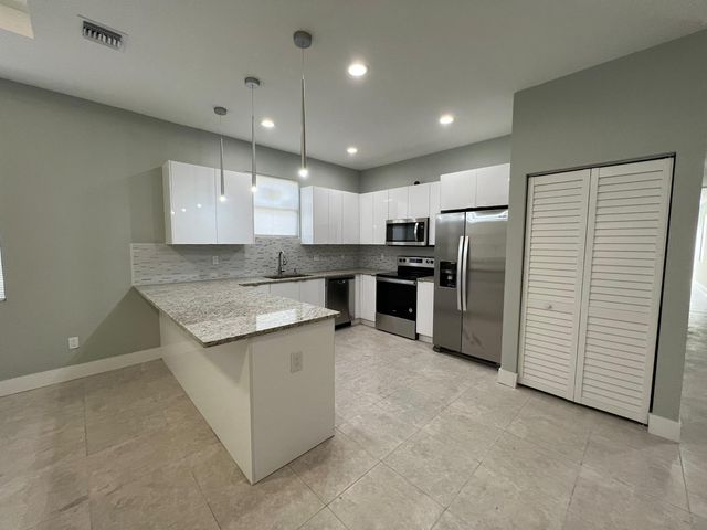 227 N E Street, Lake Worth Beach, FL 33460