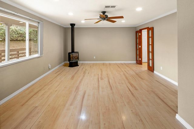 252 Poet Smith Dr, Auburn, CA 95603