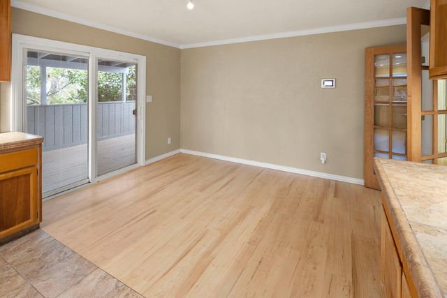 252 Poet Smith Dr, Auburn, CA 95603