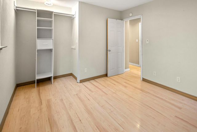 252 Poet Smith Dr, Auburn, CA 95603