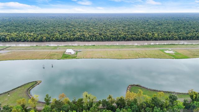 6016 Mill Town Rd, Brusly, LA 70719