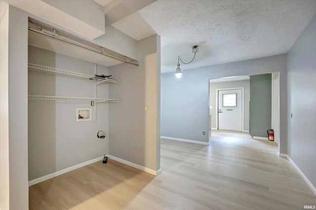 4702 N 43, Solsberry, IN 47459