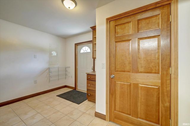 4702 N 43, Solsberry, IN 47459
