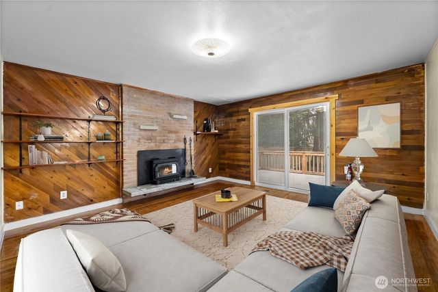 9717 NW 14th Avenue, Seattle, WA 98117