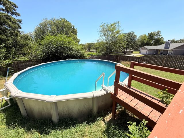 511 N Dawn Lane, Sapulpa, OK 74066
