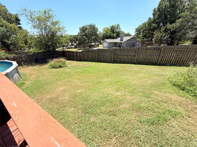 511 N Dawn Lane, Sapulpa, OK 74066