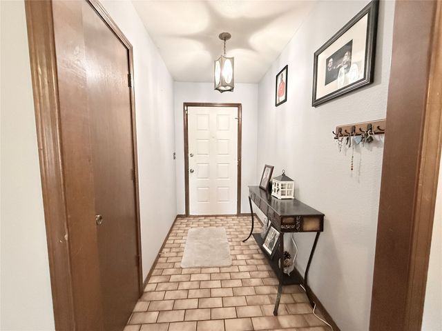 511 N Dawn Lane, Sapulpa, OK 74066