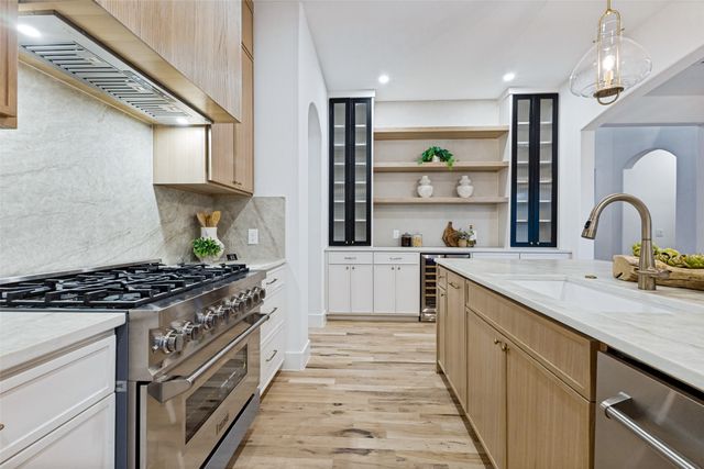 10320 Lynford Drive, Dallas, TX 75238