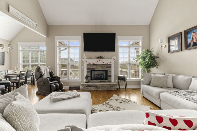 1000 Clay Pl, Lebanon, TN 37087