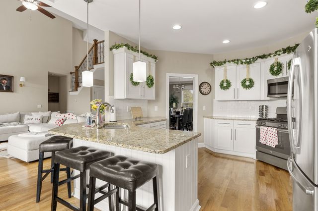 1000 Clay Pl, Lebanon, TN 37087