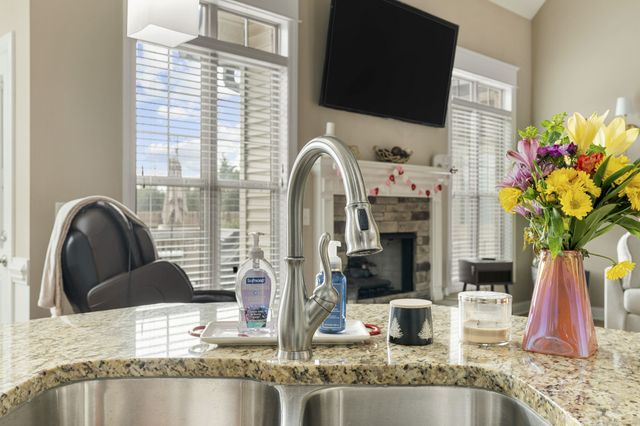 1000 Clay Pl, Lebanon, TN 37087