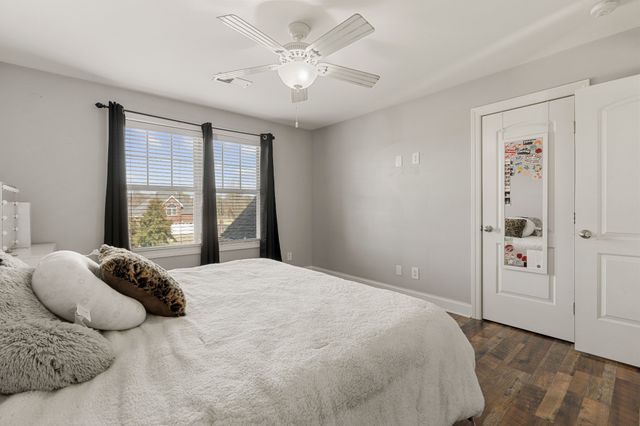 1000 Clay Pl, Lebanon, TN 37087