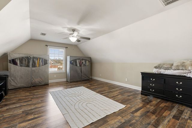 1000 Clay Pl, Lebanon, TN 37087