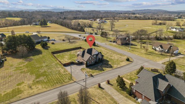 1000 Clay Pl, Lebanon, TN 37087