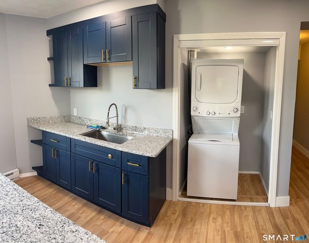 40 Pulaski Street 3, New Britain, CT 06053