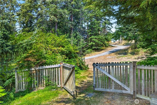 2618 Washington Boulevard, Anacortes, WA 98221