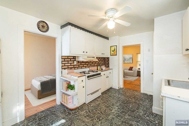 259 Palisade Avenue, Garfield, NJ 07026