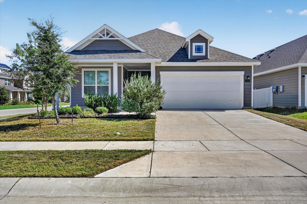 5960 Hopkins Drive, Providence Village, TX 76227 — exterior