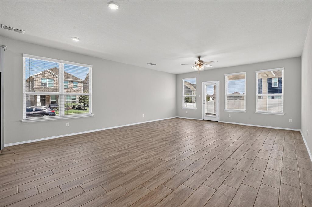 5960 Hopkins Drive, Providence Village, TX 76227 — photo 2