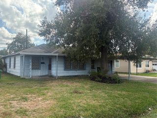 13122 Emporia Street, Houston, TX 77015