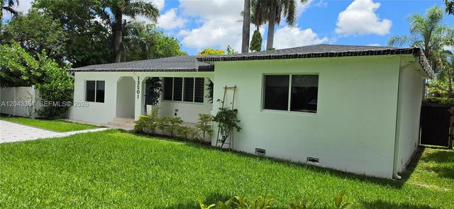 13501 NE Miami Ct, Miami, FL 33161