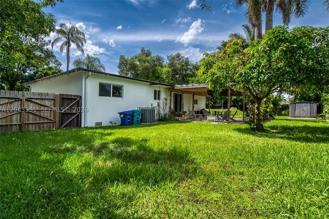 13501 NE Miami Ct, Miami, FL 33161