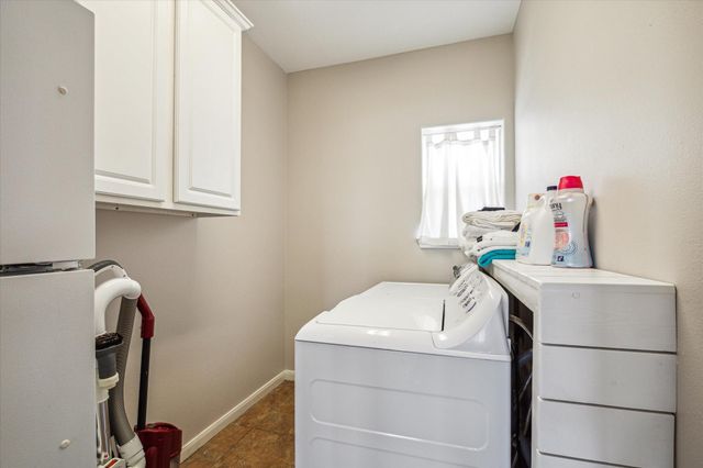 4015 Warchest Court, Galveston, TX 77554