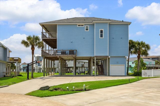 4015 Warchest Court, Galveston, TX 77554