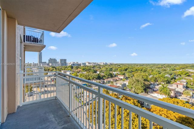 2665 SW 37th Ave 1404, Miami, FL 33133