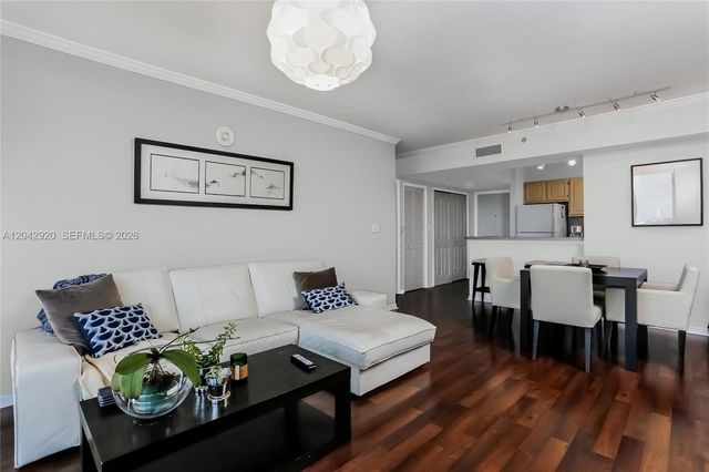 2665 SW 37th Ave 1404, Miami, FL 33133
