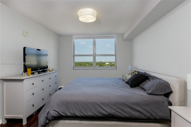 2665 SW 37th Ave 1404, Miami, FL 33133