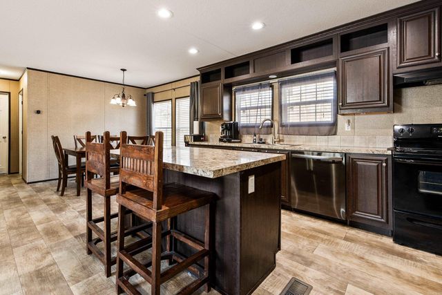 3962 Cottonwood Place, Benton, AR 72015