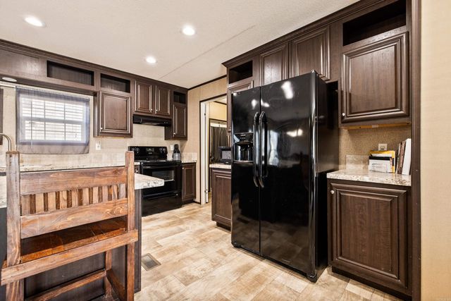 3962 Cottonwood Place, Benton, AR 72015