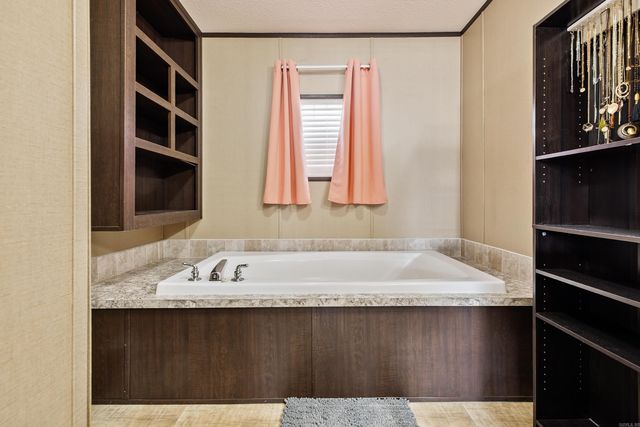 3962 Cottonwood Place, Benton, AR 72015