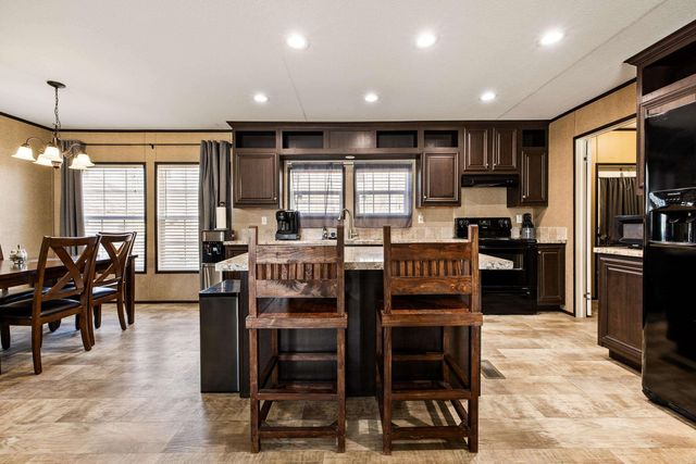 3962 Cottonwood Place, Benton, AR 72015