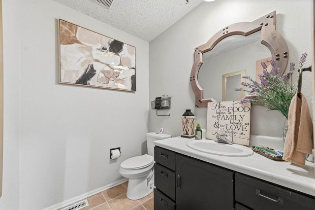 500 S Sharon Ct, Derby, KS 67037