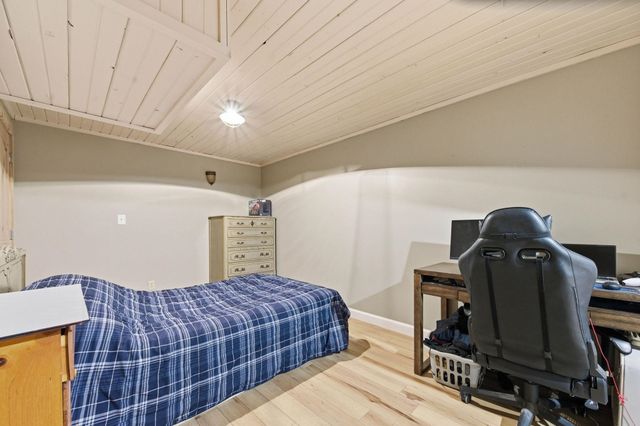 500 S Sharon Ct, Derby, KS 67037