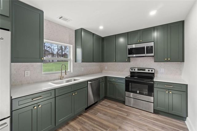 870 Ashley Court, Monroe, GA 30655