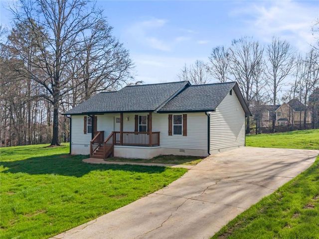 870 Ashley Court, Monroe, GA 30655