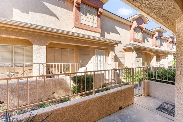 1341 Dusty Creek Street, Las Vegas, NV 89128