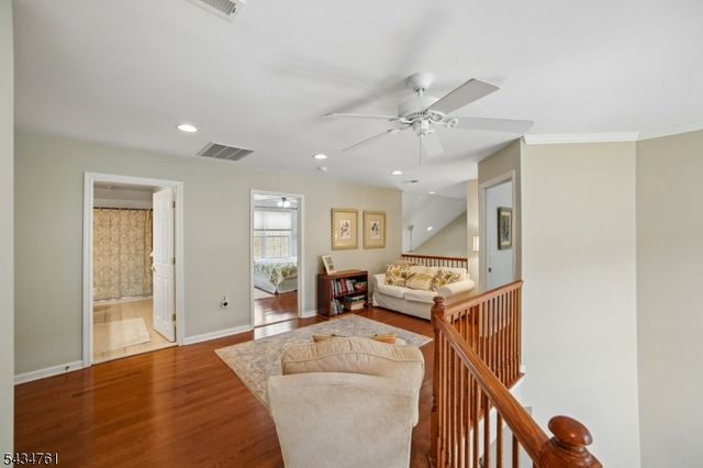 38 Constitution Way, Franklin Twp., NJ 08873
