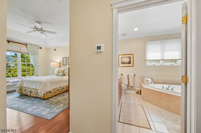 38 Constitution Way, Franklin Twp., NJ 08873