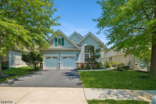 38 Constitution Way, Franklin Twp., NJ 08873