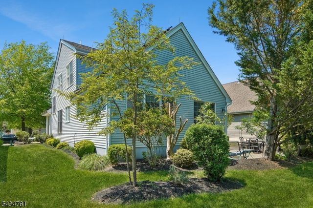38 Constitution Way, Franklin Twp., NJ 08873