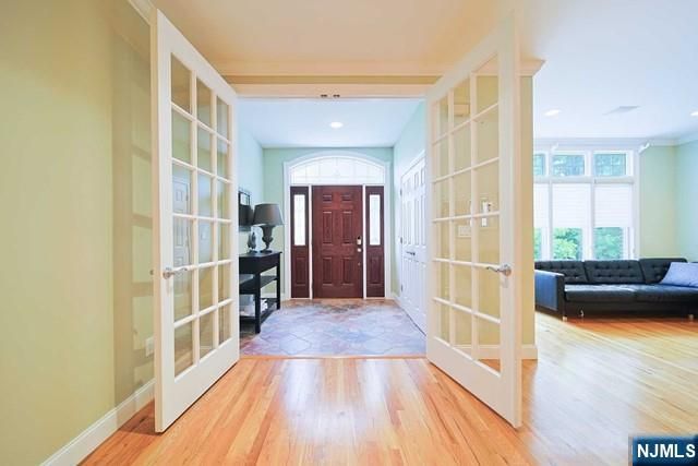 2 Candlewood Drive, Old Tappan, NJ 07675